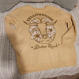 Yellowstone Women's Graphic Sweatshirt